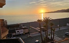 Apartamento En Primera Línea De Playa